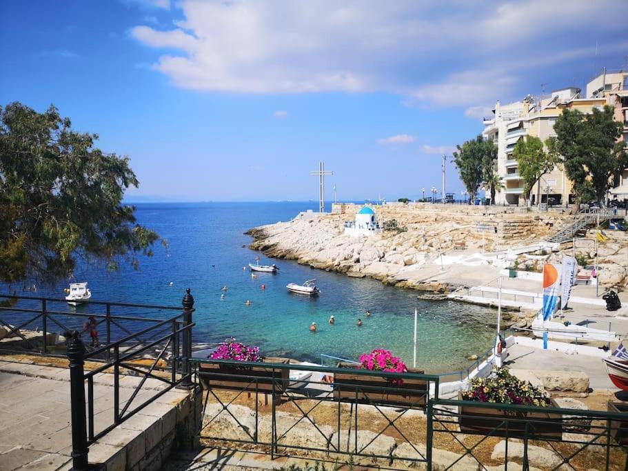 Apartment With Terrace In Piraiki Πειραιάς Εξωτερικό φωτογραφία