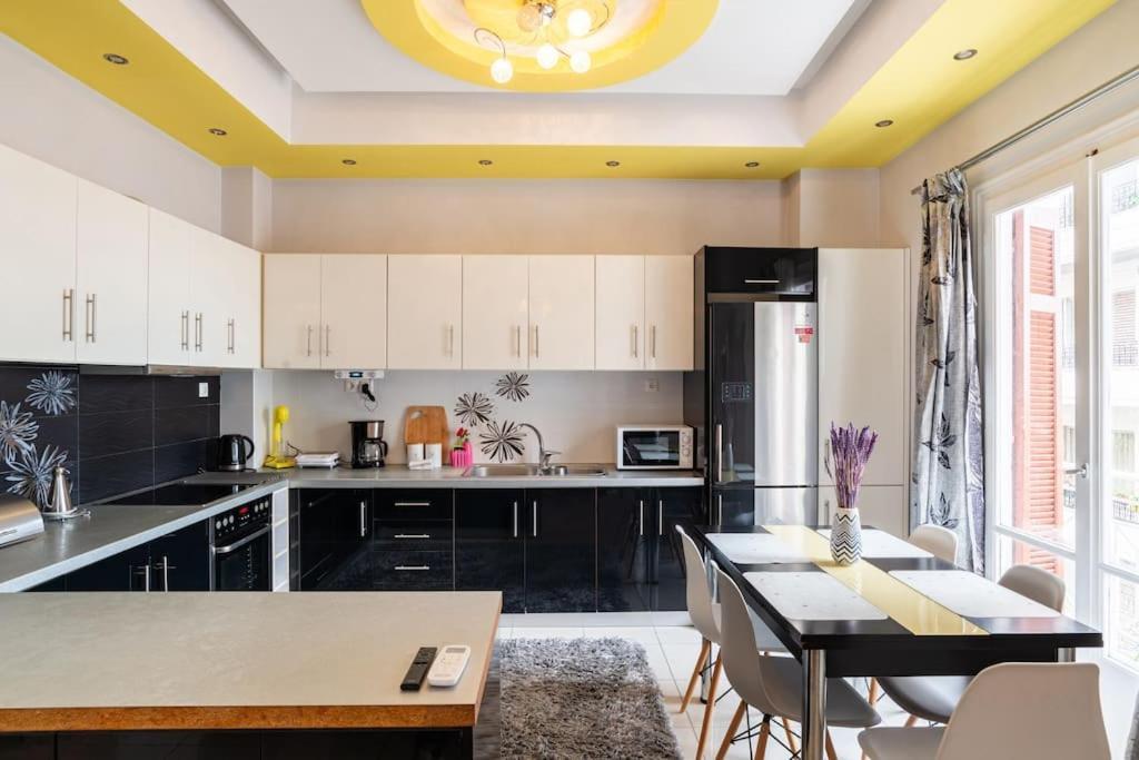Apartment With Terrace In Piraiki Πειραιάς Εξωτερικό φωτογραφία